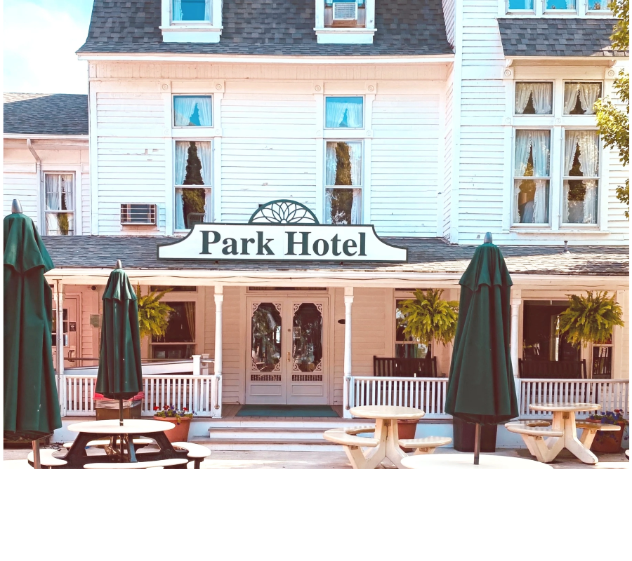 Put-in-Bay Park Hotel